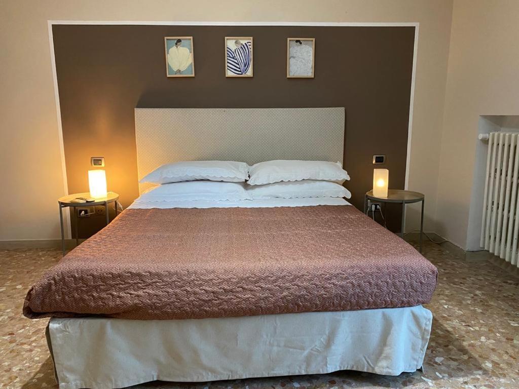 Casa Viola A 900 Mt Dalla Staz. Centrale Pescara Eksteriør billede