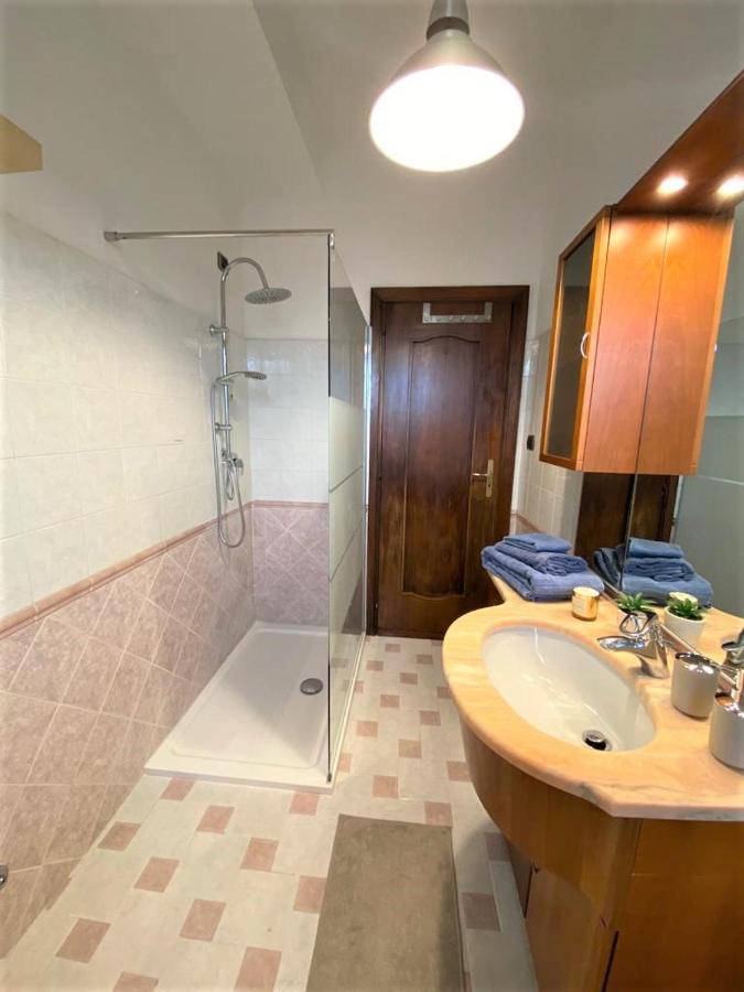 Casa Viola A 900 Mt Dalla Staz. Centrale Pescara Eksteriør billede