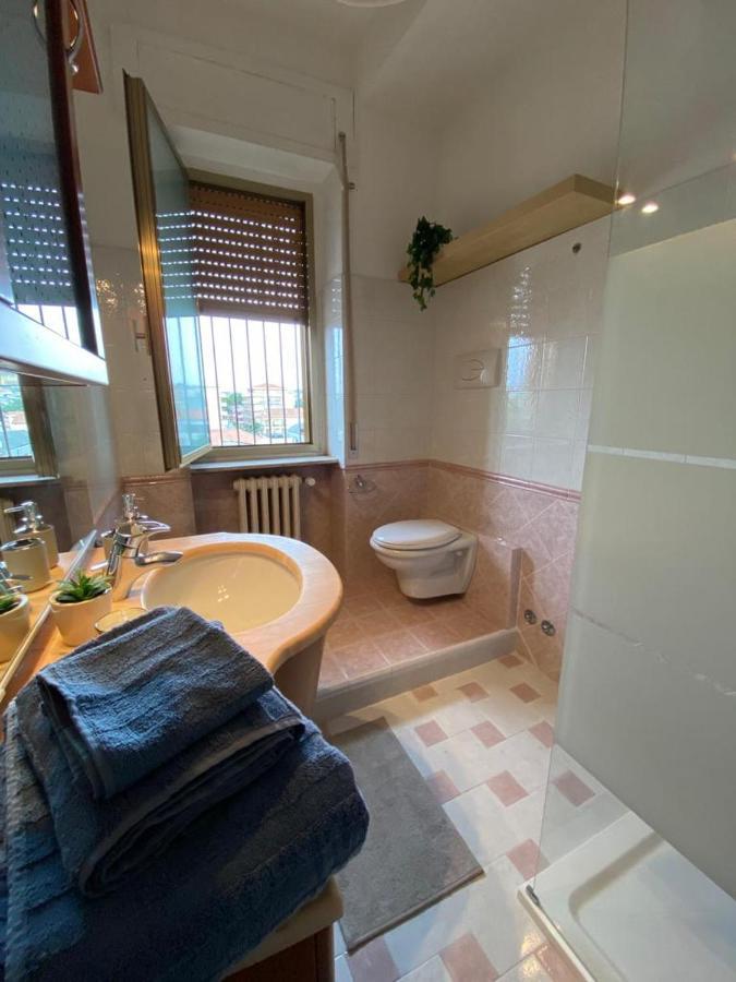 Casa Viola A 900 Mt Dalla Staz. Centrale Pescara Eksteriør billede