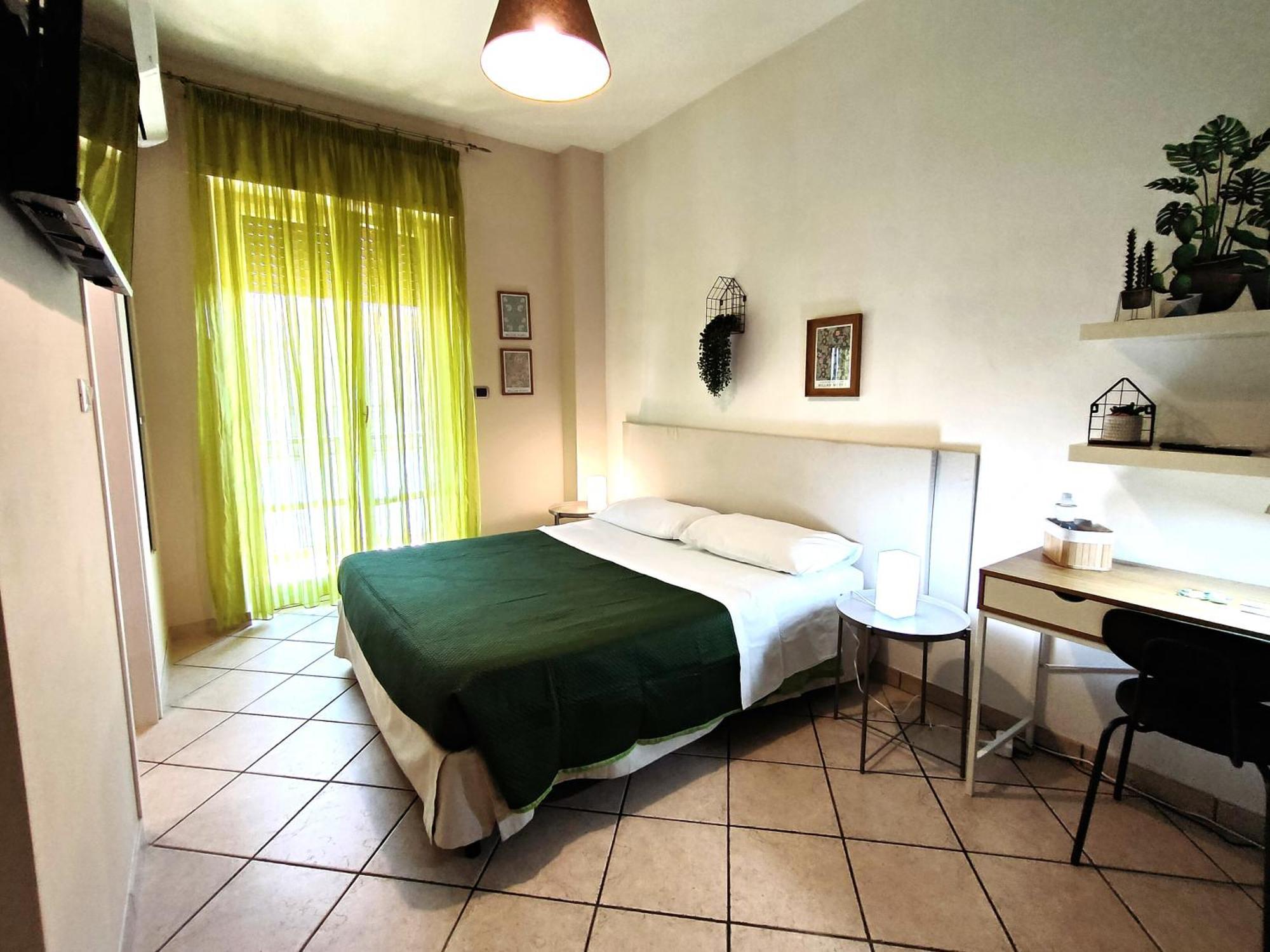 Casa Viola A 900 Mt Dalla Staz. Centrale Pescara Eksteriør billede