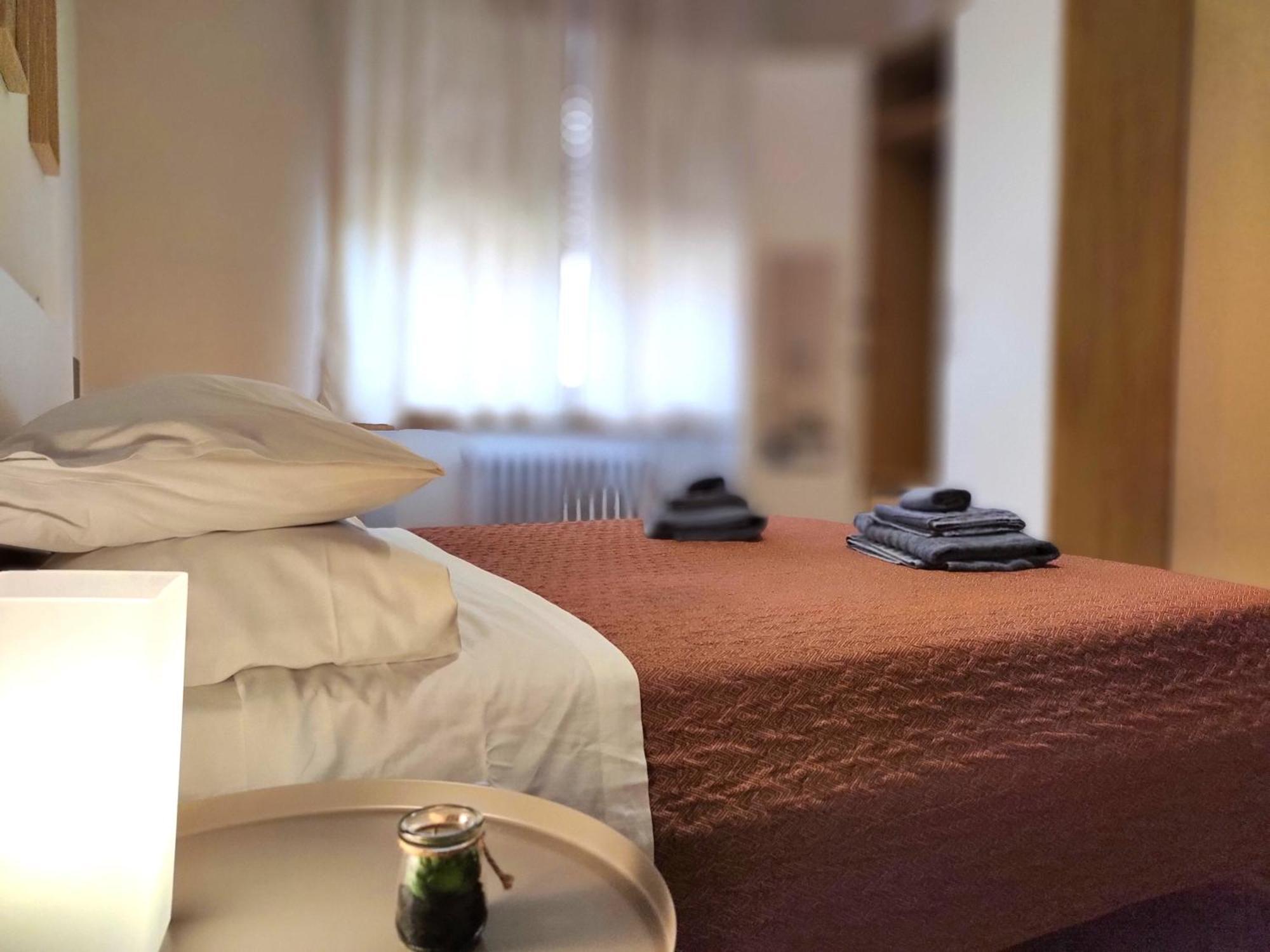 Casa Viola A 900 Mt Dalla Staz. Centrale Pescara Eksteriør billede