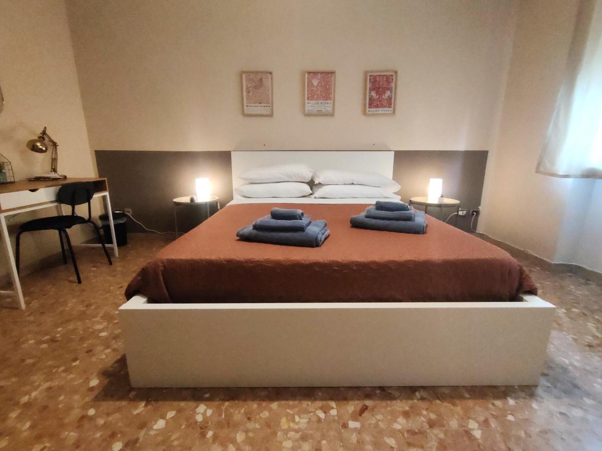 Casa Viola A 900 Mt Dalla Staz. Centrale Pescara Eksteriør billede